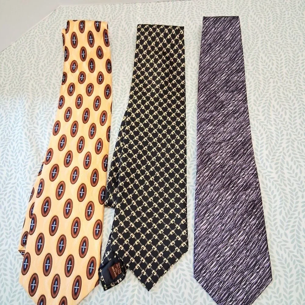 J.Z. Richards Umberto Bossi Museum Artifacts Men's Silk Tie Lot 3 Geometric EUC